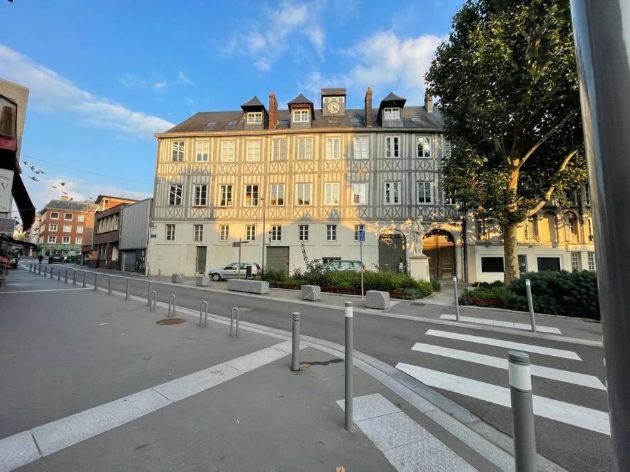 Appartamento Le Henri IV - Vue Cathedrale, Parking Rouen Esterno foto