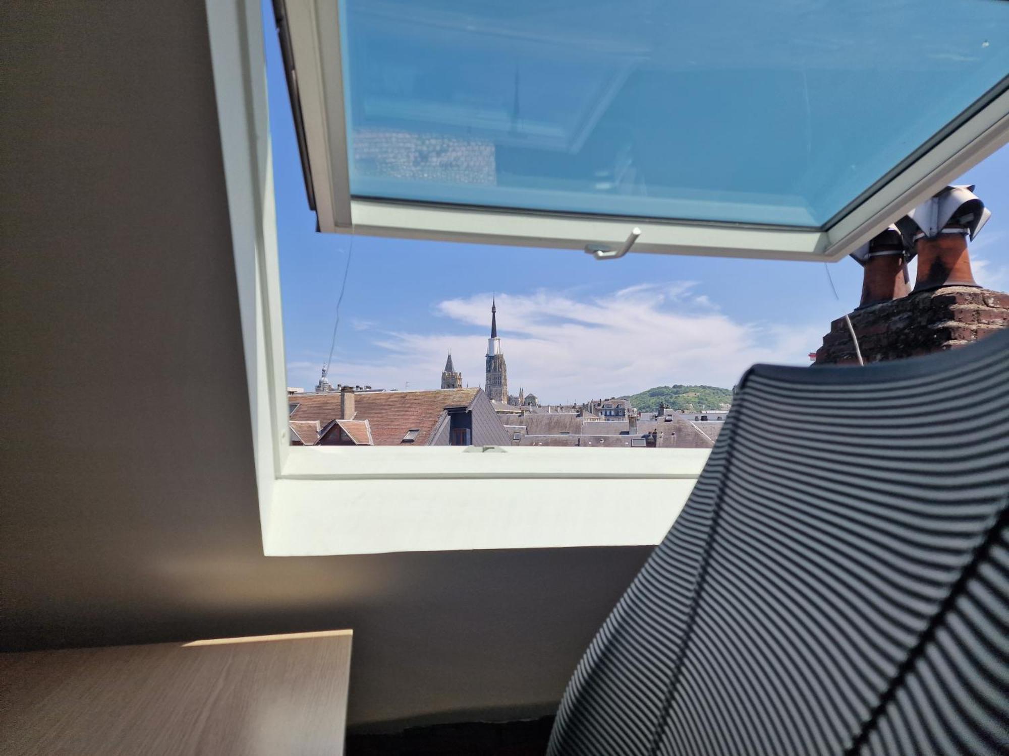 Appartamento Le Henri IV - Vue Cathedrale, Parking Rouen Esterno foto